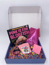 Grades 6-8: Pink is for Blobfish (AR on the Go)